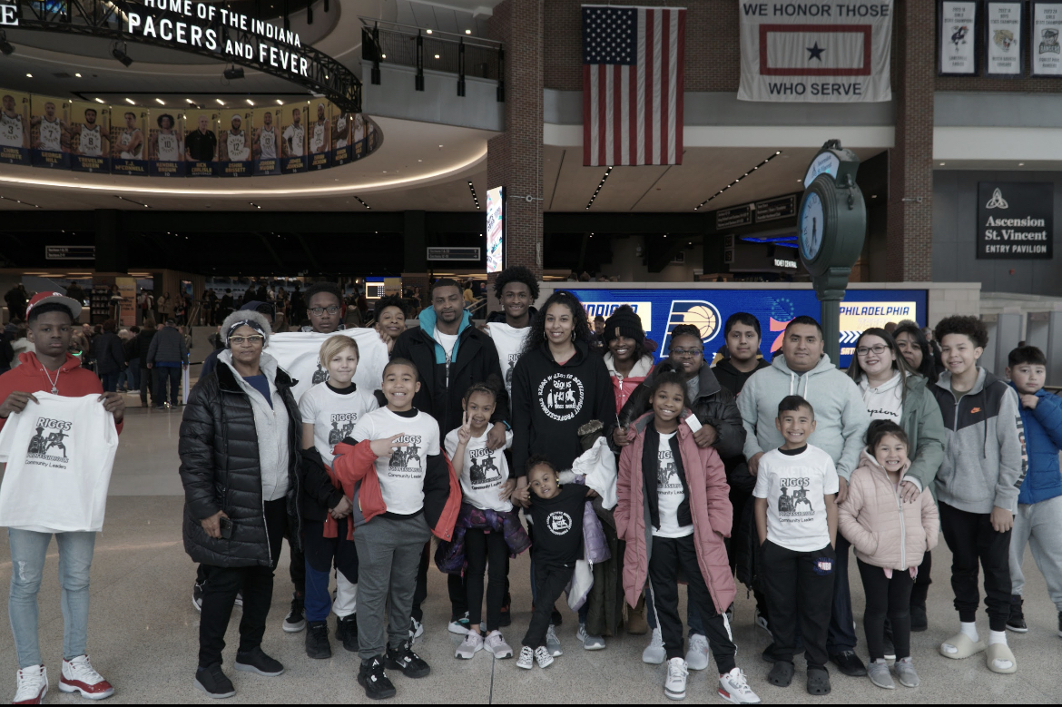 Students and mentors gathered together during a learning experience